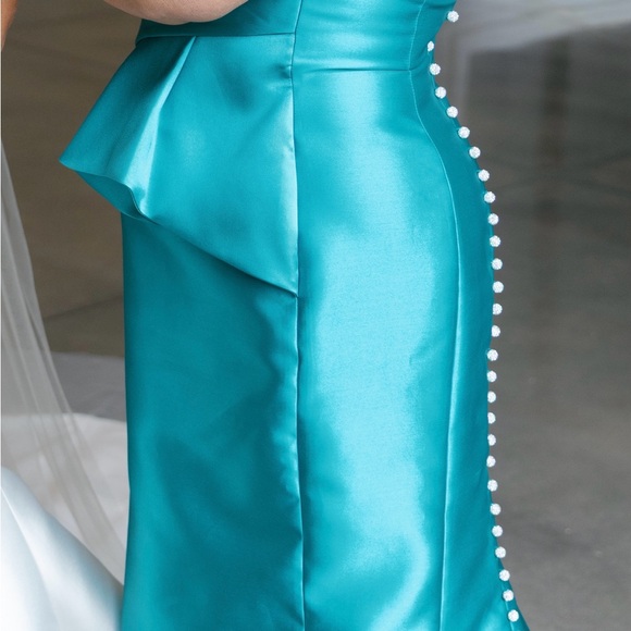 Alex Evenings - Mother of the Bride Dress - Picture 16 of 16